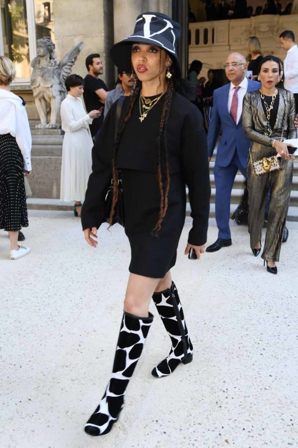 Fka Twigs In Valentino Valentino Show Fall 14