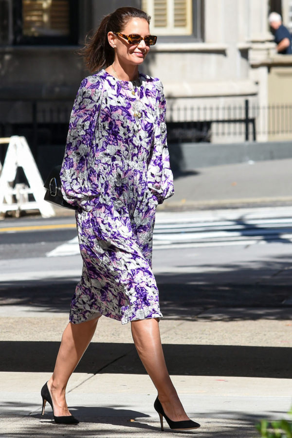 katie holmes purple dress Katie Holmes Wore Slinky Purple Velvet