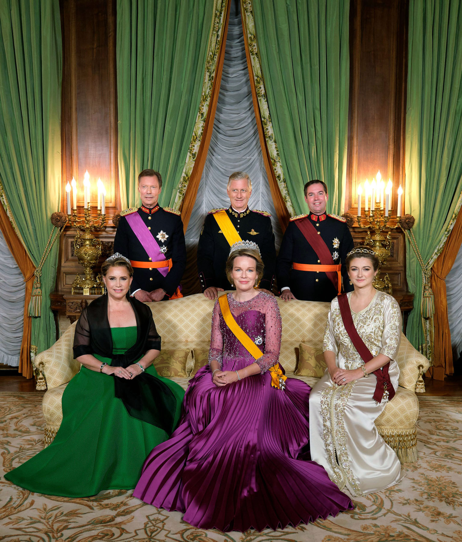 Злодейка пленила великого герцога 16 глава. Король и Королева Люксембург Анри. Анри (Великий герцог Люксембурга). Герцогиня Люксембурга. Королевская семья Люксембурга.