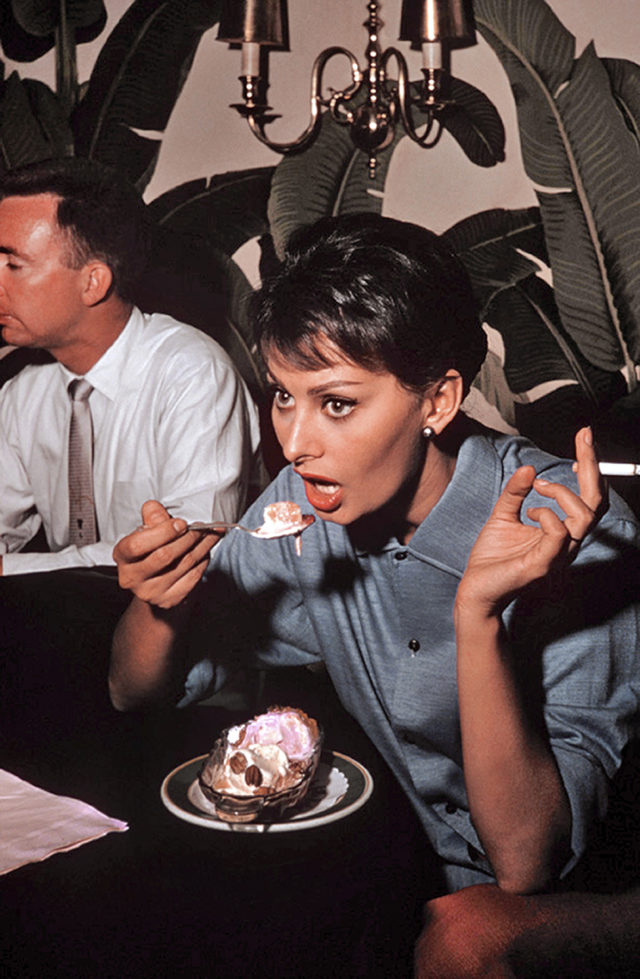 Sophia Loren Eating