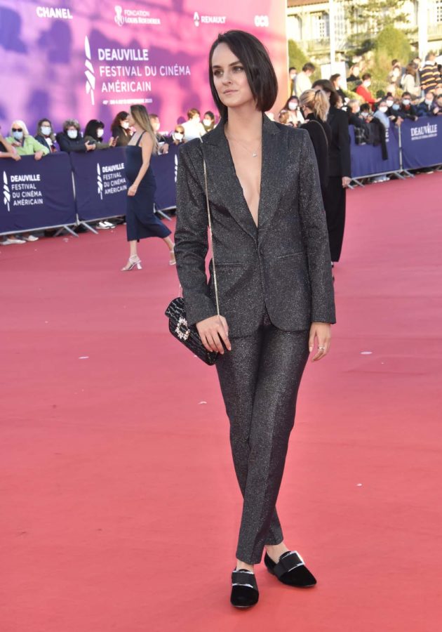 Noémie Merlant - Red Carpet Fashion Awards