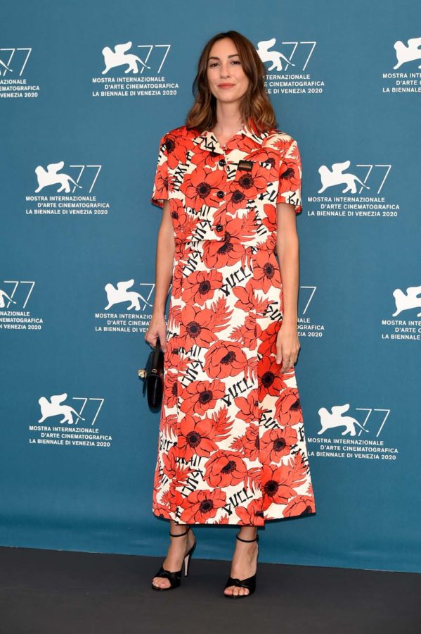Adèle Exarchopoulos Wore Prada & MaisonCleo For The 'Mandibules' Venice  Film Festival Photocall & Premiere - Red Carpet Fashion Awards