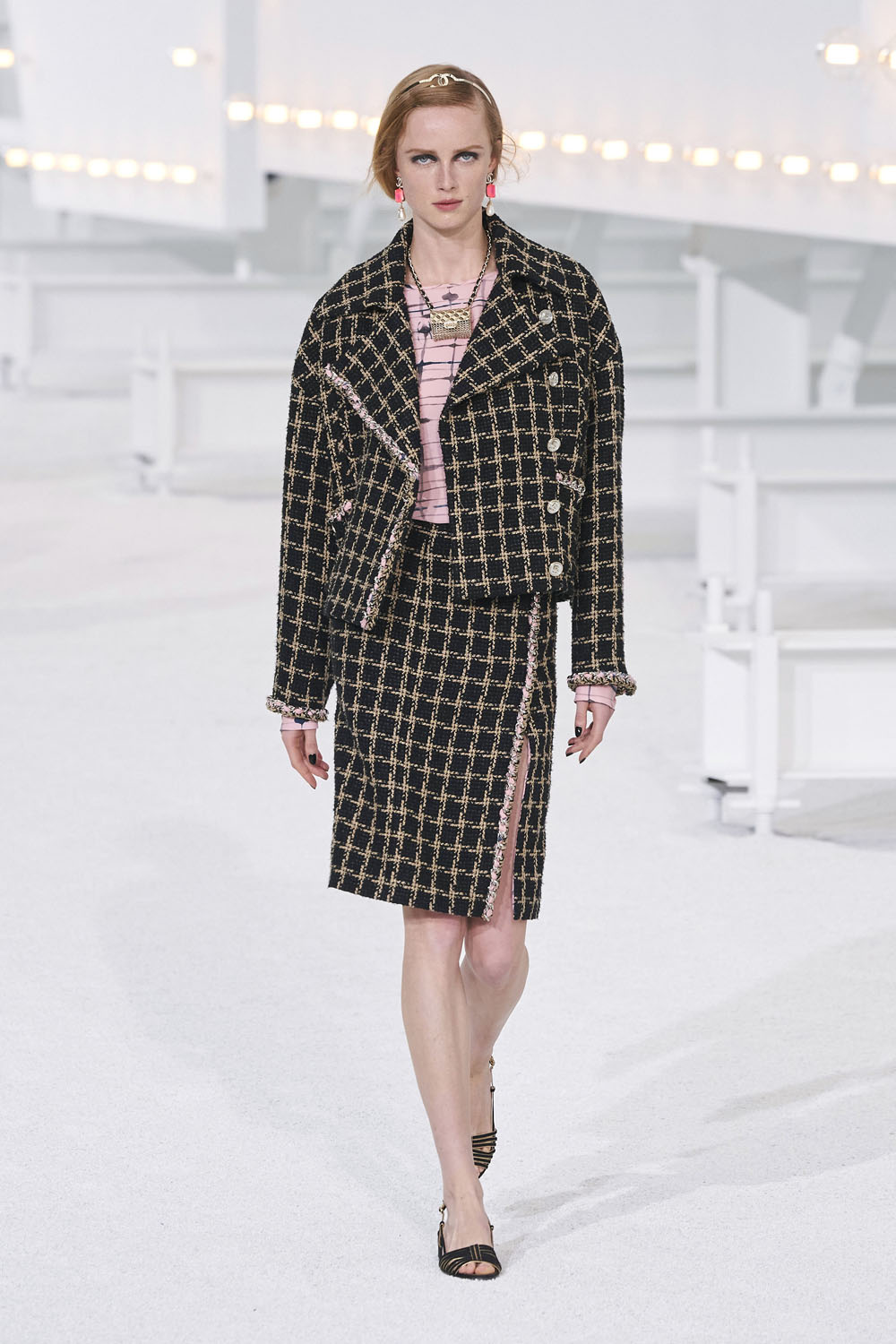 Chanel’s Inspiration This Season Was… Actresses, Apparently? - Go Fug ...