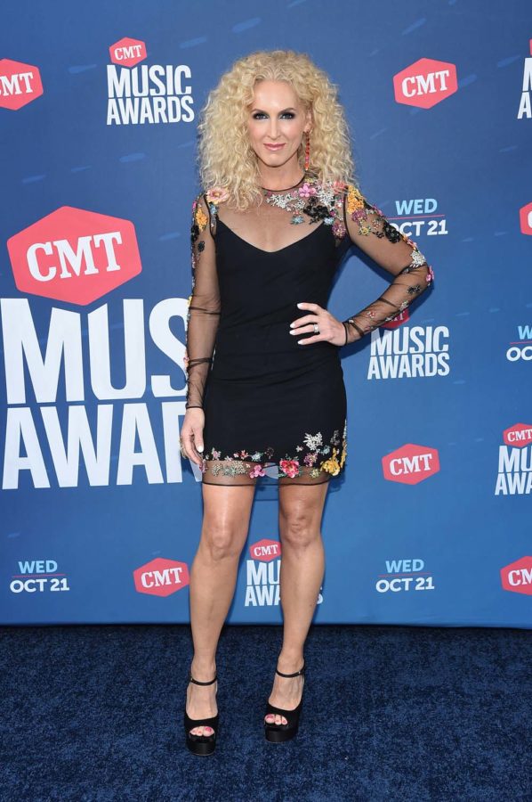 Kimberly Schlapman Cmt Music 6