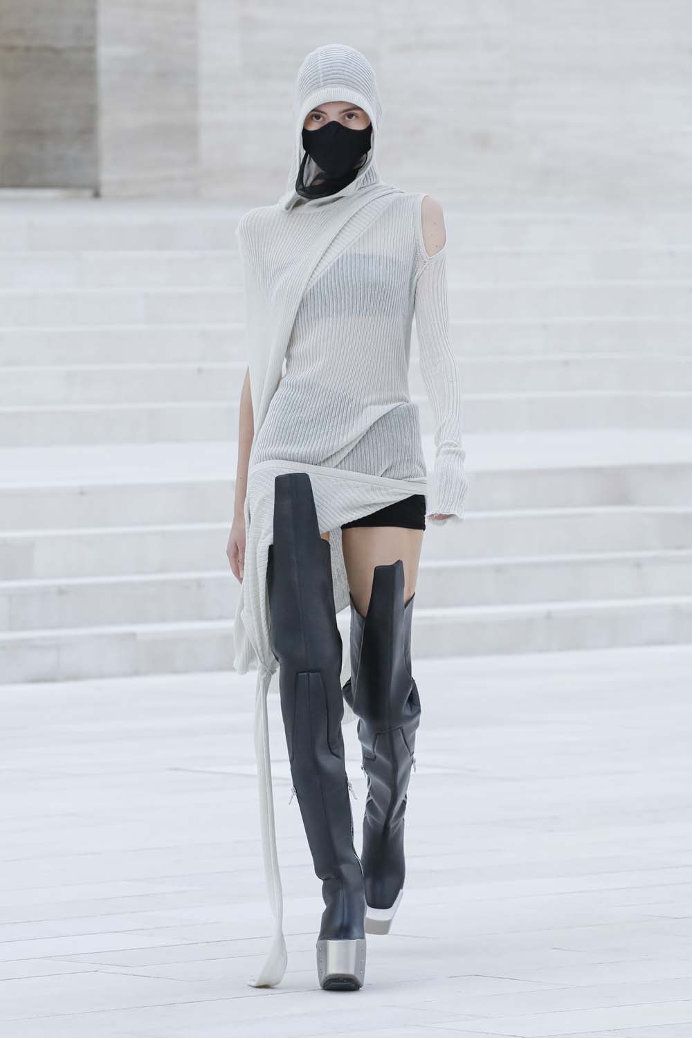 Rick Owens Leaned Into Covid-Chic This Season - Go Fug Yourself