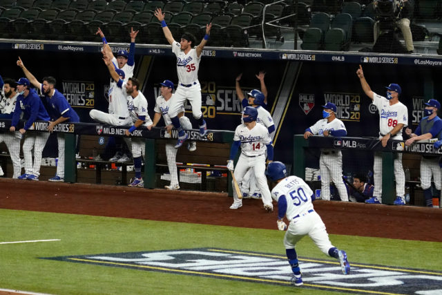 Jubilant Men in Caps: The Los Angeles Dodgers Win The World Series! - Go Fug Yourself