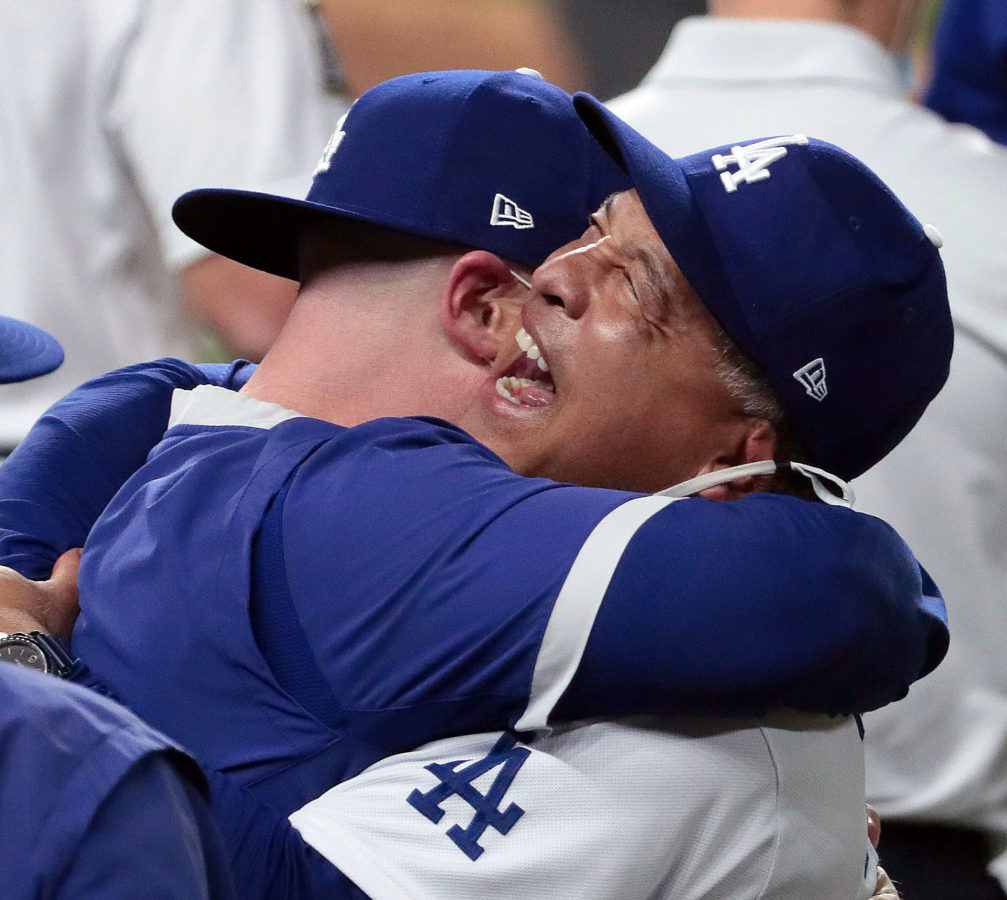 Kiké Hernandez and Corey Seager - Dodgers Braves Game - 6