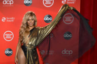 The Rest of the 2020 American Music Awards Red Carpet