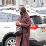 Katie Holmes Is Carrying a LOT of Things Around NYC