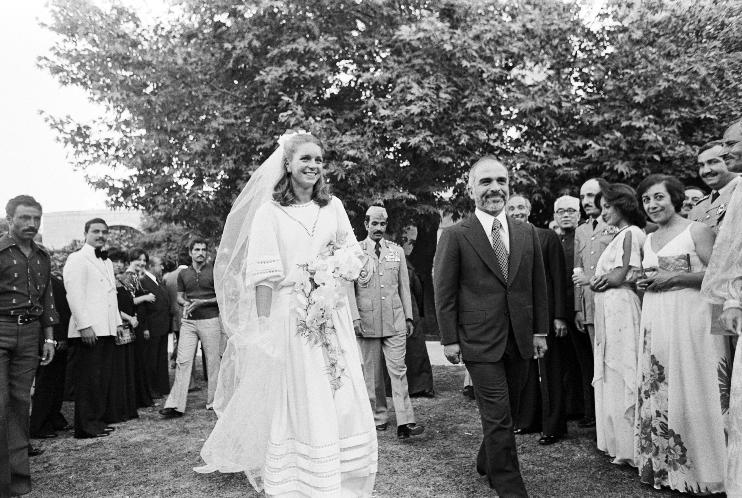 Royal Wedding Rewind: Hussein of Jordan Marries (Then) Lisa AKA Queen Noor - Go Fug Yourself