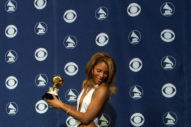 Toni Braxton TP’d Herself at the 2001 Grammys
