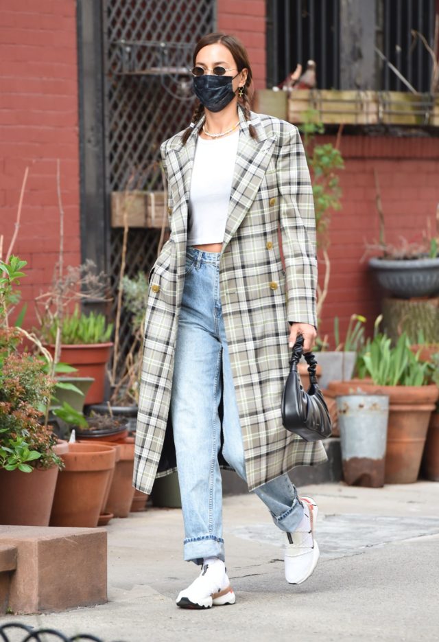 Exclusive - Irina Shayk out and about, New York, USA - 17 Apr 2021