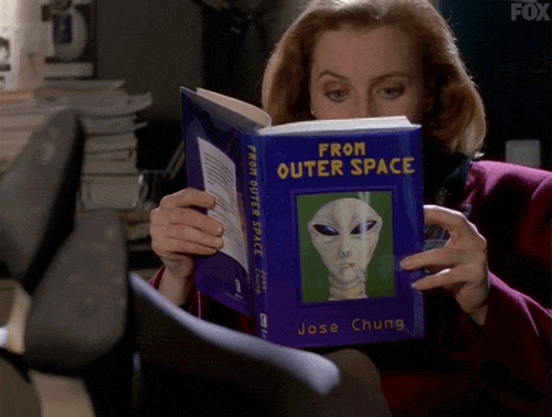 scully reading-1634703033