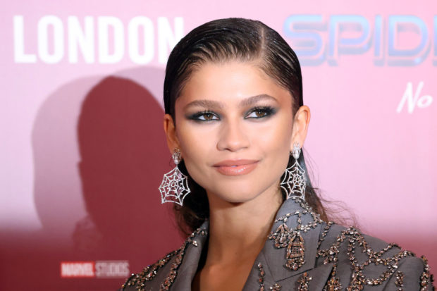 Zendaya Sported a Giant Blazer…. - Go Fug Yourself Go Fug Yourself