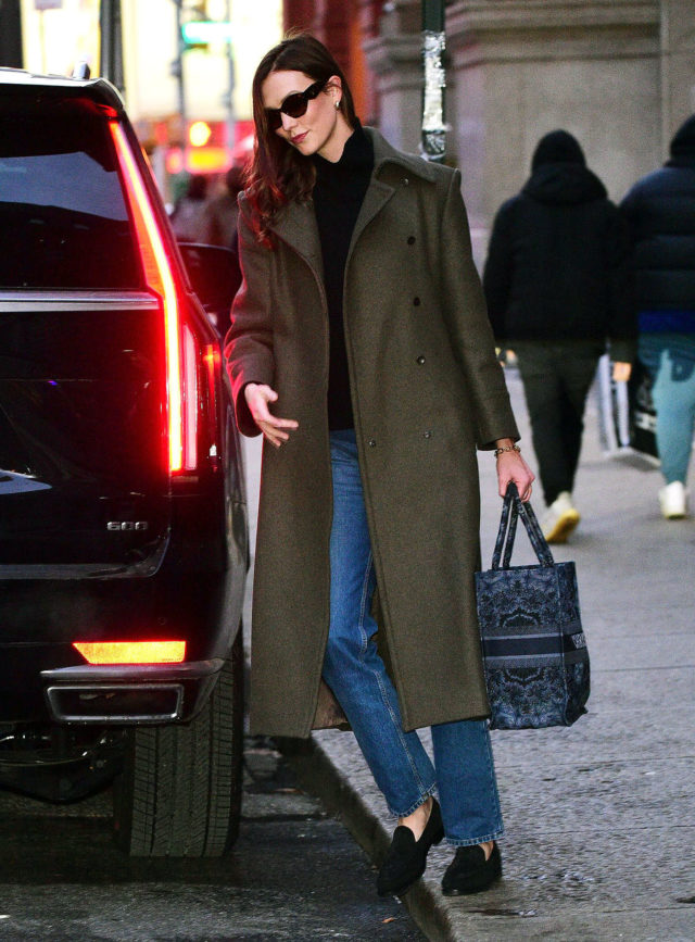 Karlie Kloss sighting in Soho, New York, USA - 20 Jan 2022