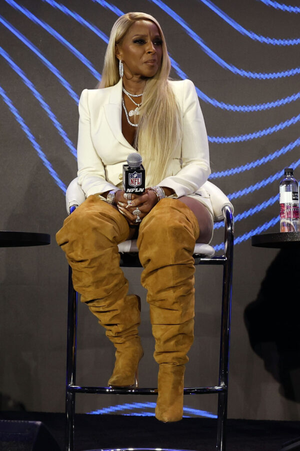 How Mary J. Blige Super Bowl Halftime Show Outfit & Boots Were