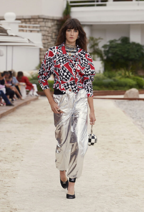 Chanel Resort 2023 - Fashion look - URSTYLE in 2023