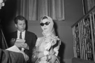 On This Day in 1960, Vivien Leigh Looked HIGHLY ANNOYED in a Scarf and Sunglasses