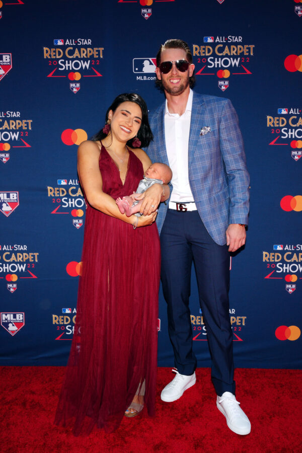 Ronald Acuña Jr. of the Atlanta Braves and Maria Laborde and baby