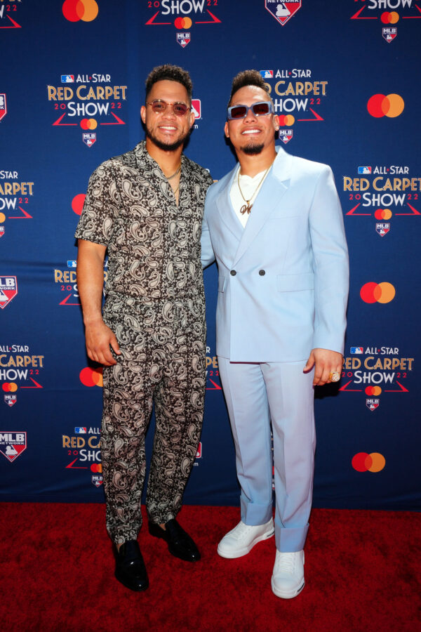 Ronald Acuña Jr.'s chain shines on MLB All-Star red carpet - ESPN