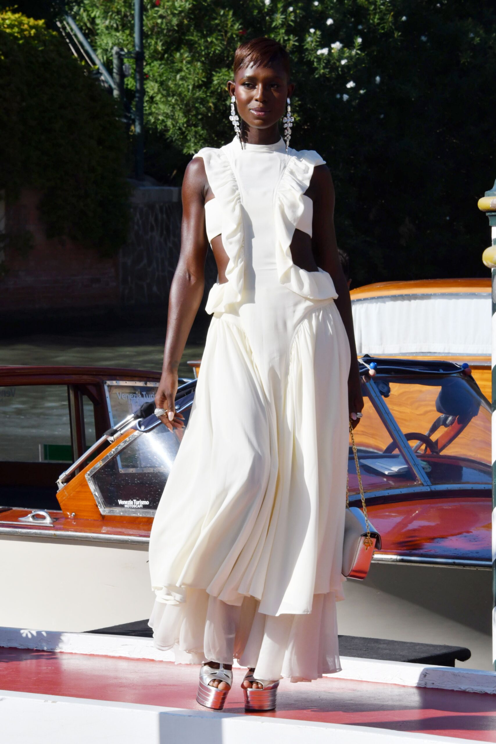 Jodie Turner-Smith’s Stint at Venice Continues! - Go Fug Yourself