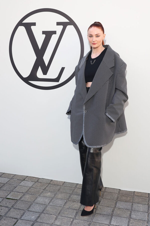 Sophie Turner - Louis Vuitton Photocall - 18