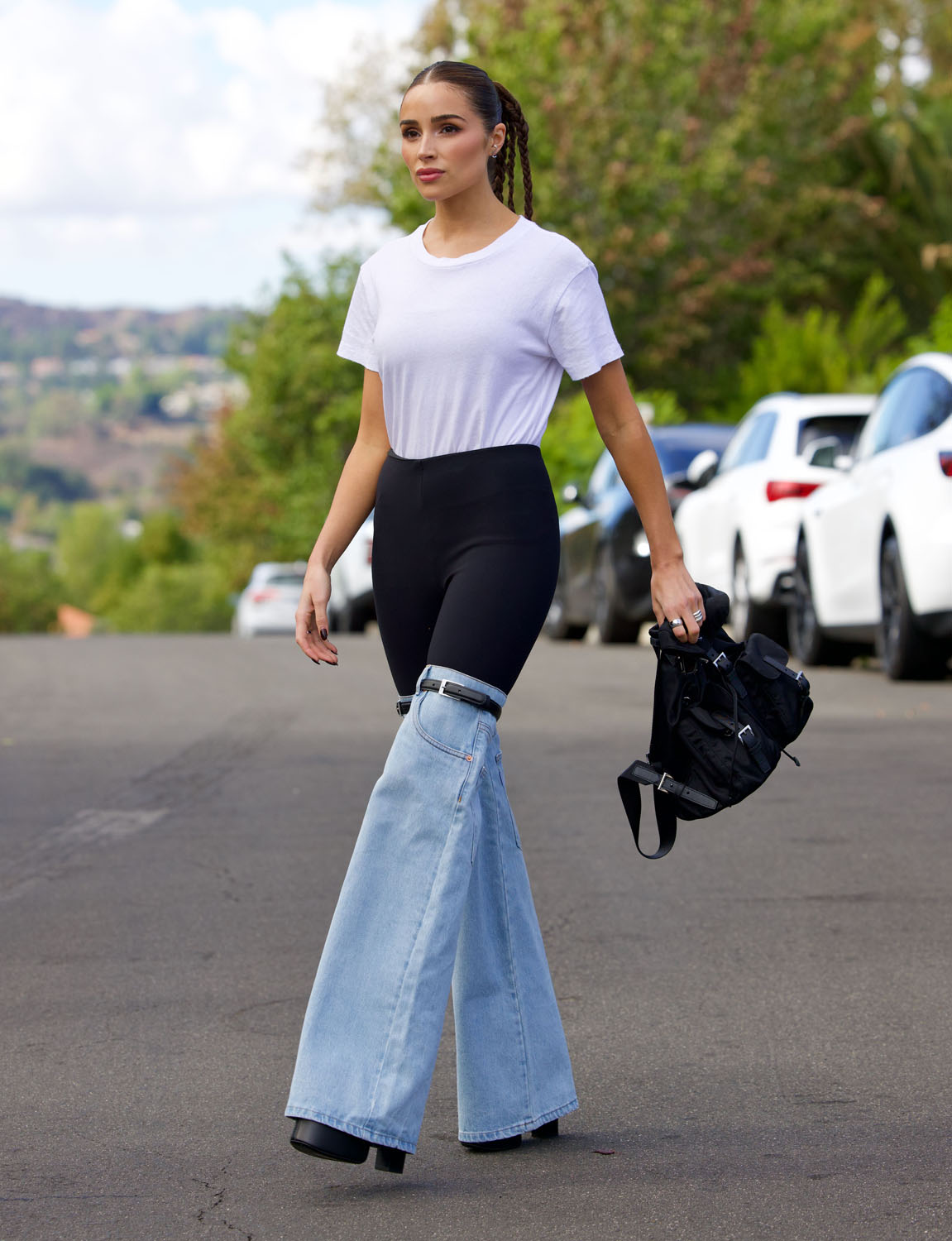 A Severe Case of Pants Madness Has Afflicted Olivia Culpo - Go Fug Yourself  - A Severe Case of Pants Madness Has Afflicted Olivia Culpo Go Fug Yourself