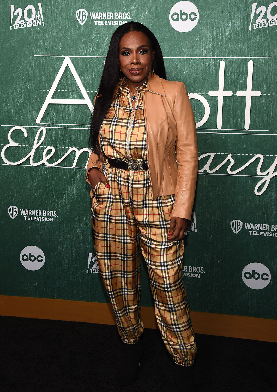 Sheryl Lee Ralph is Decked Out in Burberry - Go Fug Yourself Go Fug ...