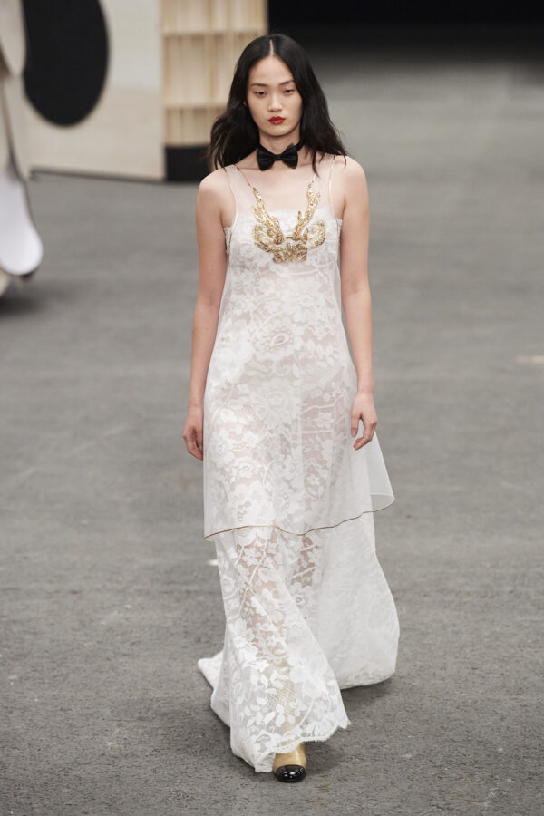 CHANEL Spring-Summer 2023 Haute Couture Show — CHANEL Haute Couture 