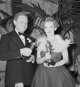 On This Day in 1939, Bette Davis Wore Aggressive Feathers to the Academy Awards
