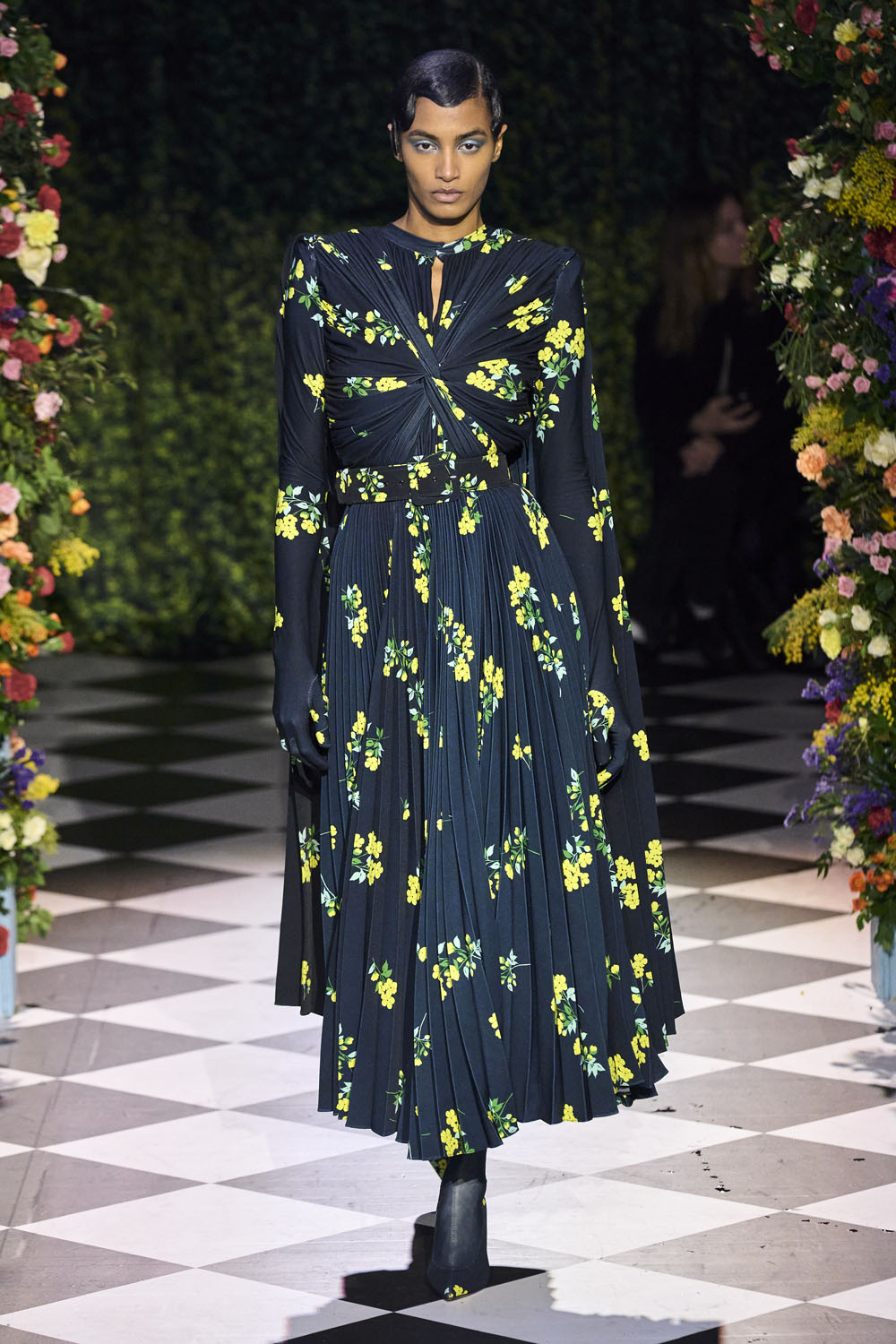 Richard Quinn Remains Committed to Florals - Go Fug Yourself Go Fug ...