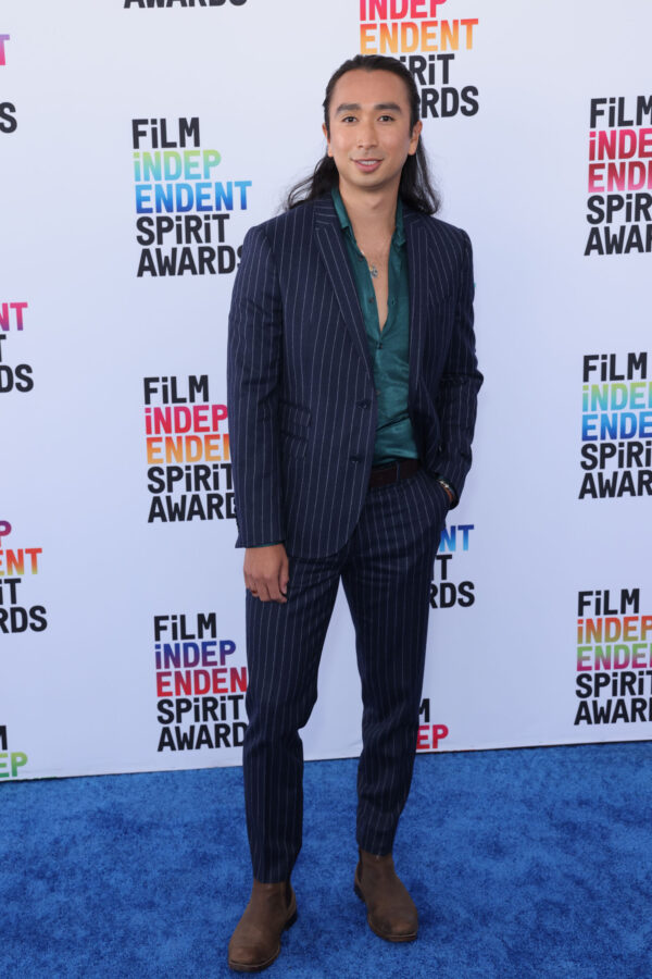 Aubrey Plaza Suits Up in Saint Laurent at Independent Spirit Awards – WWD