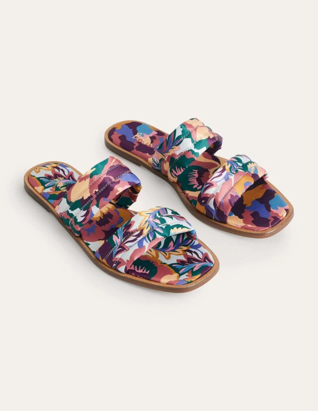 cute printed summer sandals-1683064267