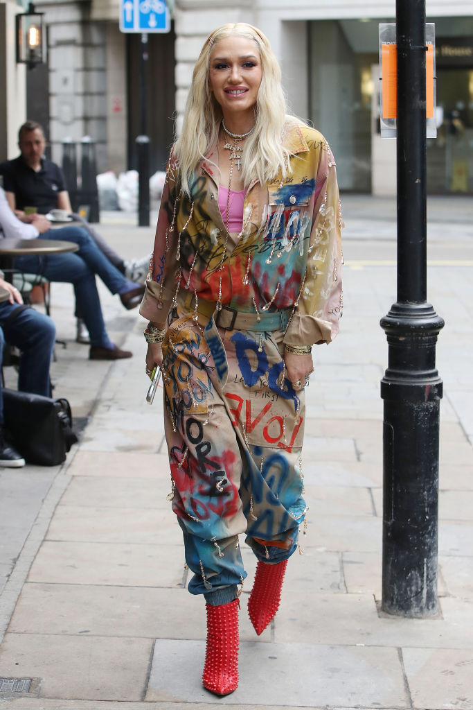 Gwen Stefani Hits the Streets! - Go Fug Yourself Go Fug Yourself
