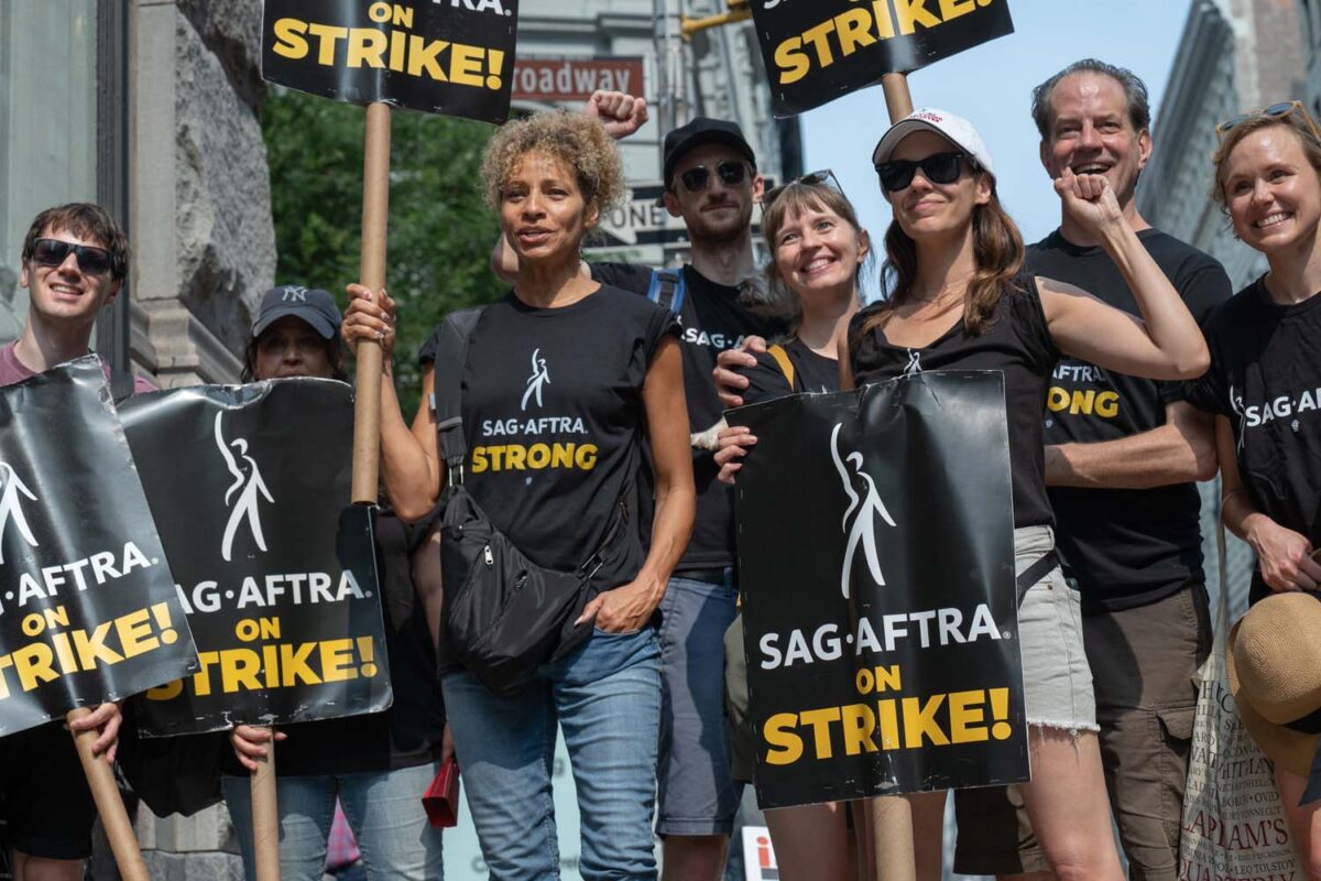 Kathryn Erbe - Sag Aftra Strike - 6