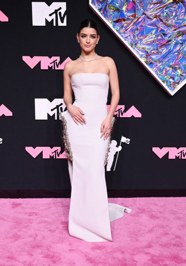 dixie d'amelio pink dress Dixie D'Amelio in Maticevski - Mtv Video