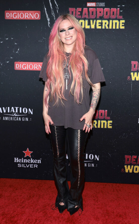 Avril Lavigne - Deadpool Wolverine York - 5