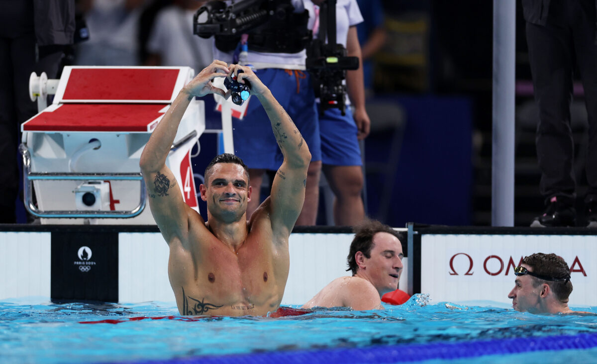 Gretchen Walsh and Torri Huske of Team United States - Swimming Olympic  Games - 11