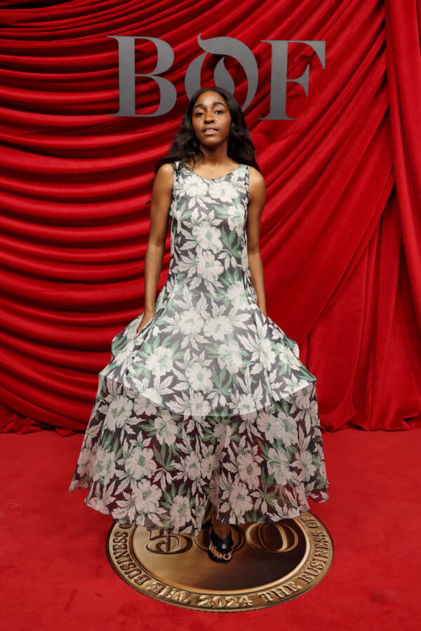 ayo edebiri red dress My dress was kind of a dream come true, says "The Bear" star Ayo Edebiri on her red satin column frock from #Prada. Take a closer look inside the actor's Golden Globes