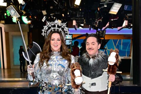 Melissa McCarthy Takes Theme-Dressing to a New Level