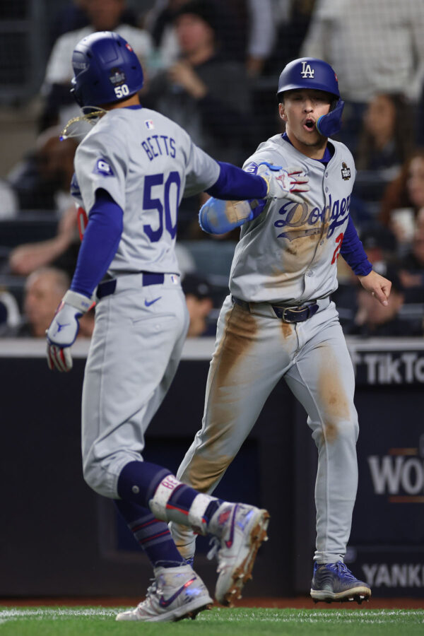 Shohei Ohtani #17 and Will Smith #16 - World Series Los - 4
