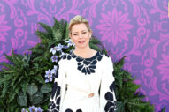 Elizabeth Banks Looks Charming at the Breeders’ Cup