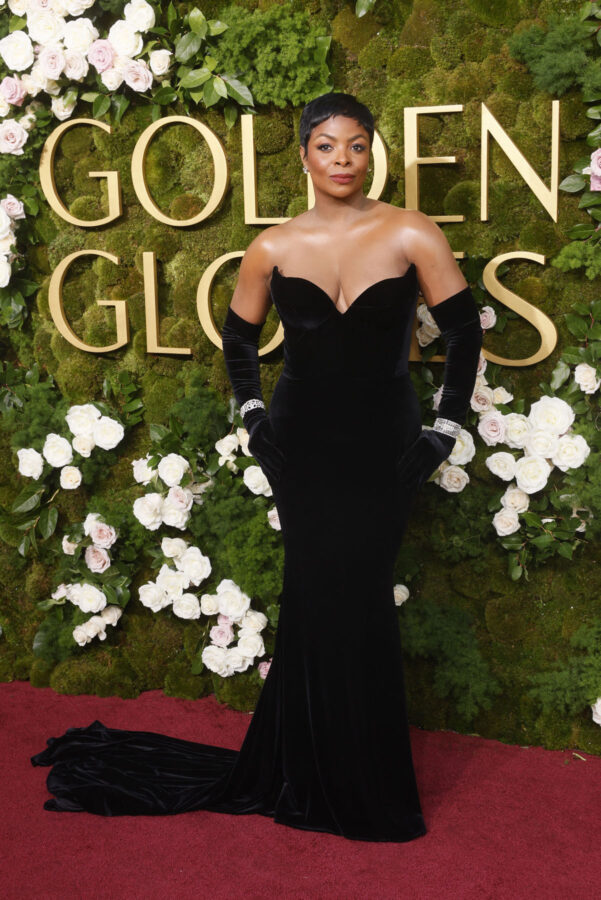 awkwafina golden globes dress Golden Globe Winner Awkwafina: Style - Lessons in Subtlety