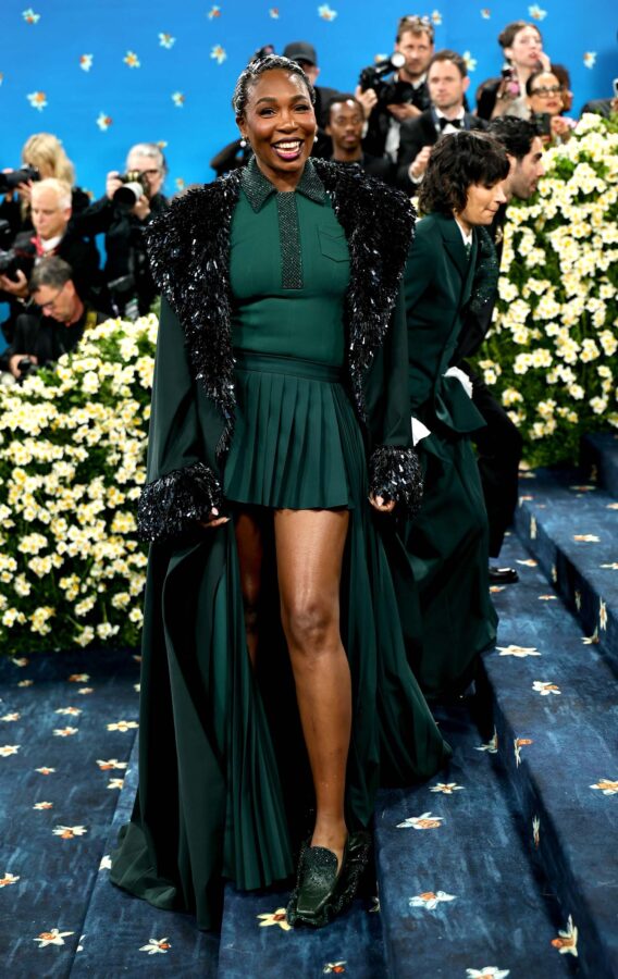 Angela Bassett - Met Gala - 11