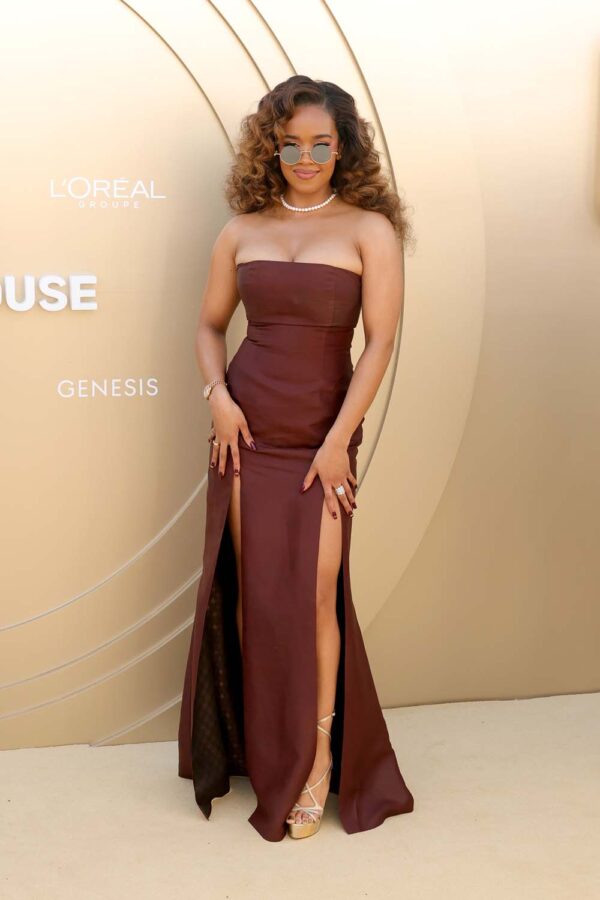 maitreyi ramakrishnan brown dress Maitreyi Ramakrishnan in our Archival Gold Brocade Tea-Length Skirt Se –  Manish Malhotra main image 1