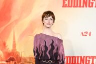 Emma Stone’s Growout Tracker: Tousled
