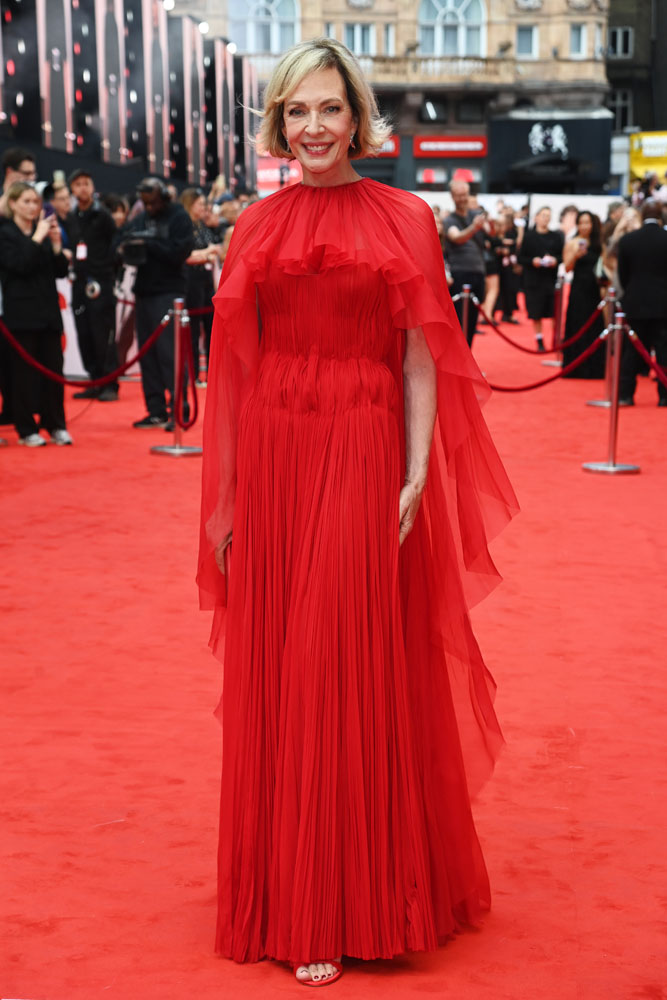 Allison Janney BROUGHT IT to The Roses UK Premiere - Go Fug Yourself - Allison  Janney BROUGHT IT to The Roses UK Premiere Go Fug Yourself
