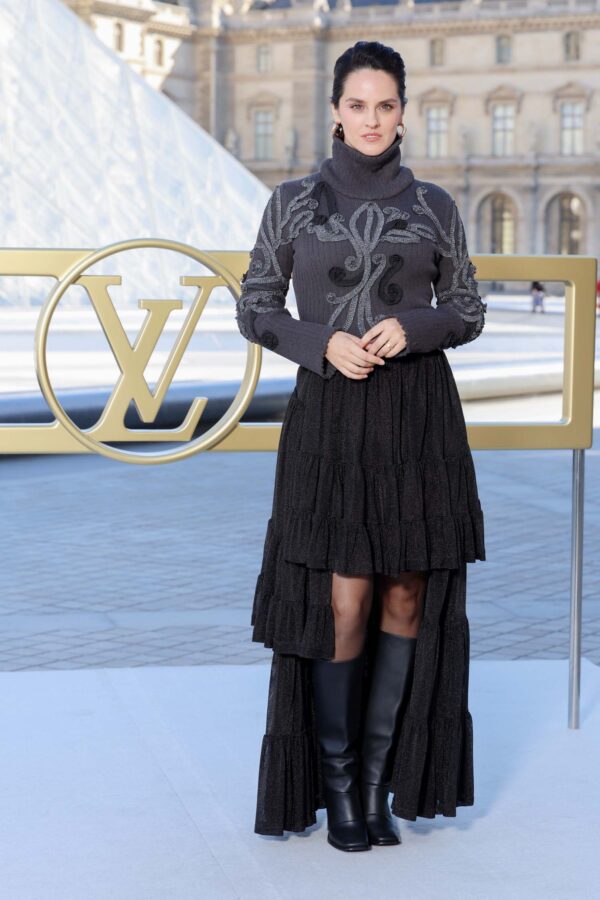 Urassaya Sperbund - Louis Vuitton Photocall - 10