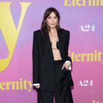 I Would Totally Watch This New Elizabeth Olsen Movie on a Plane