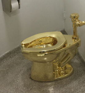 US-ARTS-MUSEUM-GOLD-TOILET